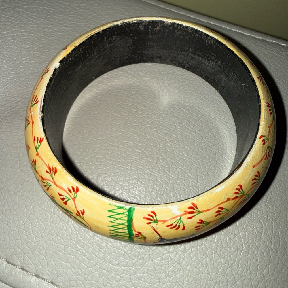 Hand-Painted Bangle Bracelet with Blue and Green Bird Motif - Picture 6 of 9